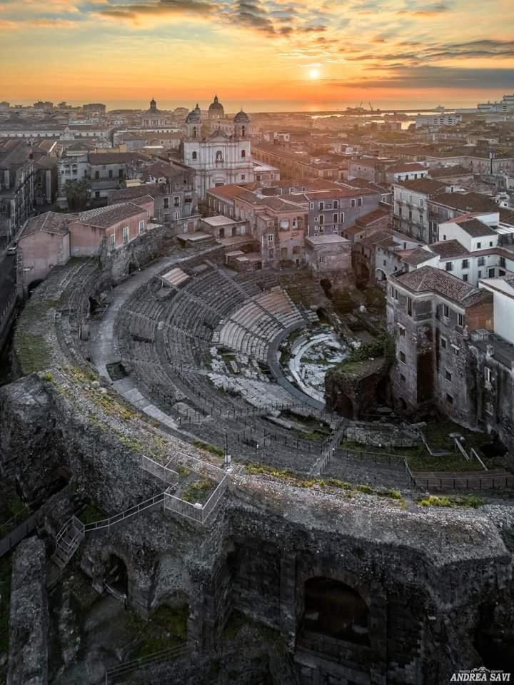 Borgo Santa Caterina Villa Catania Exterior photo