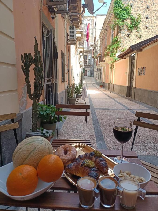 Borgo Santa Caterina Villa Catania Exterior photo